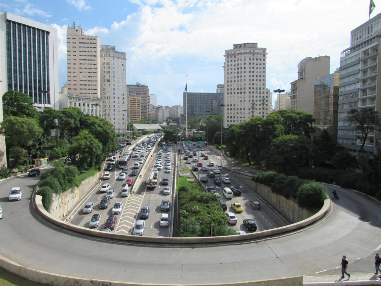 Hotel Ideal Fliper Com Estacionamento Gratis Para Carro Pequeno Altura Padrao "Internet Fibra" Sao Paulo Dış mekan fotoğraf